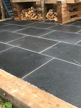 Load image into Gallery viewer, BLACK LIMESTONE SAWN EDGES MIX PATIO PACKS